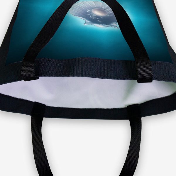 Pearl Medallion Day Tote For Sale - Image 2