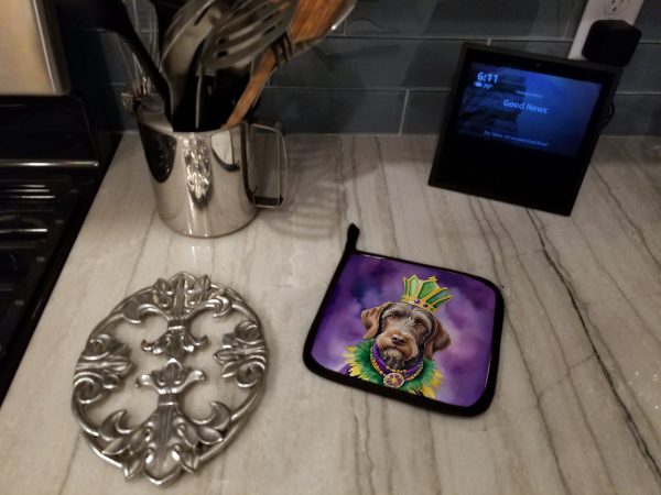 German Wirehaired Pointer King of Mardi Gras Pair of Pot Holders Online Sale - Image 3