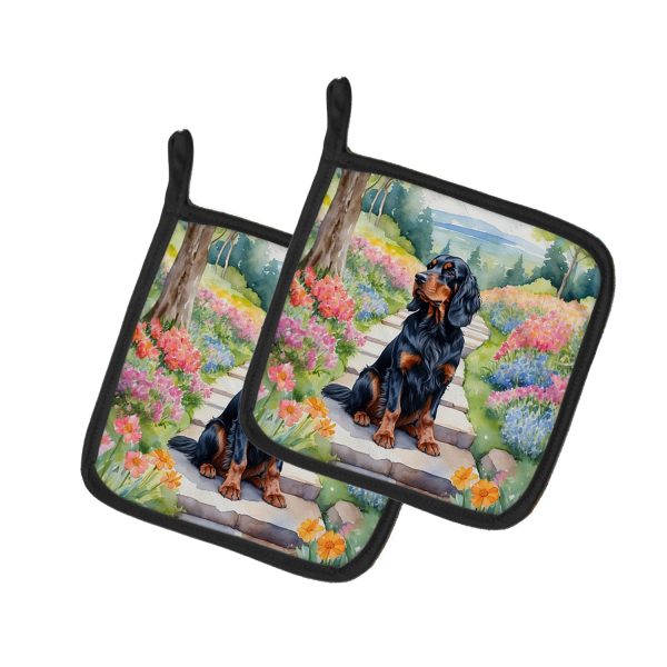 Gordon Setter Spring Path Pair of Pot Holders For Sale