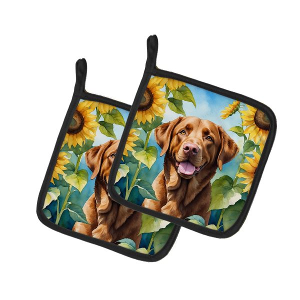 Chesapeake Bay Retriever in Sunflowers Pair of Pot Holders Discount